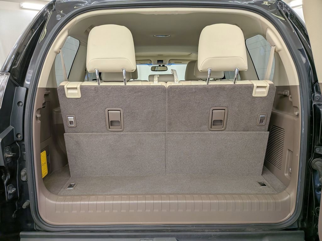 Used 2015 Lexus GX 460 w/ Premium Package image 30