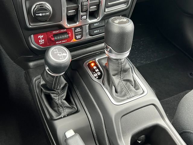 New 2026 Jeep Wrangler Unlimited Rubicon w/ Steel Bumper Group image 28