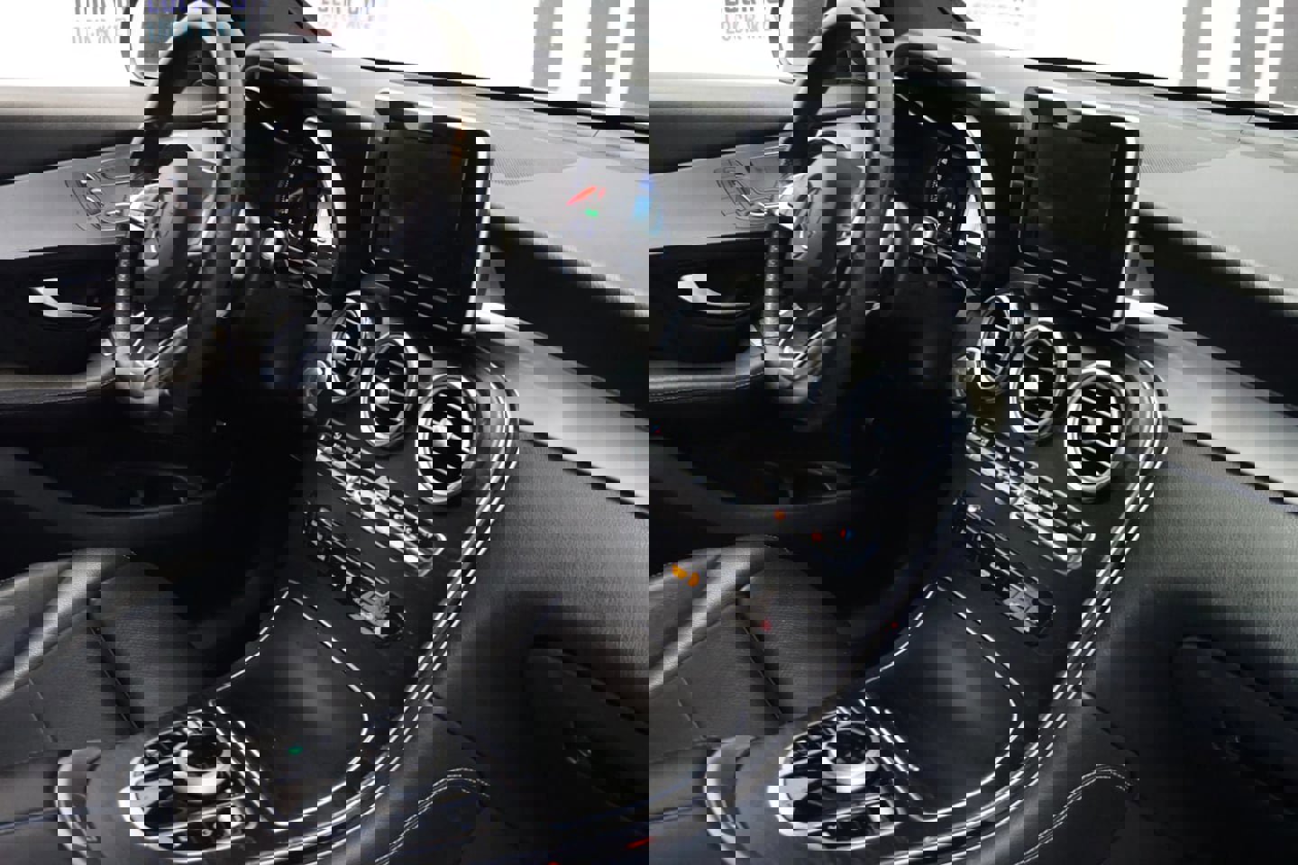 Used 2019 Mercedes-Benz GLC 300 w/ AMG Line image 13