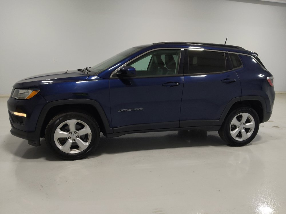 Used 2018 Jeep Compass Latitude AWD/4WD image 2