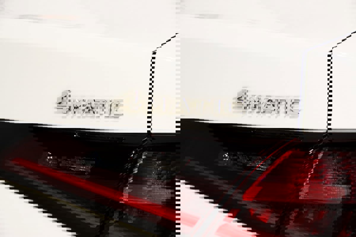 Used 2025 Mercedes-Benz GLC 300 4MATIC Coupe image 89