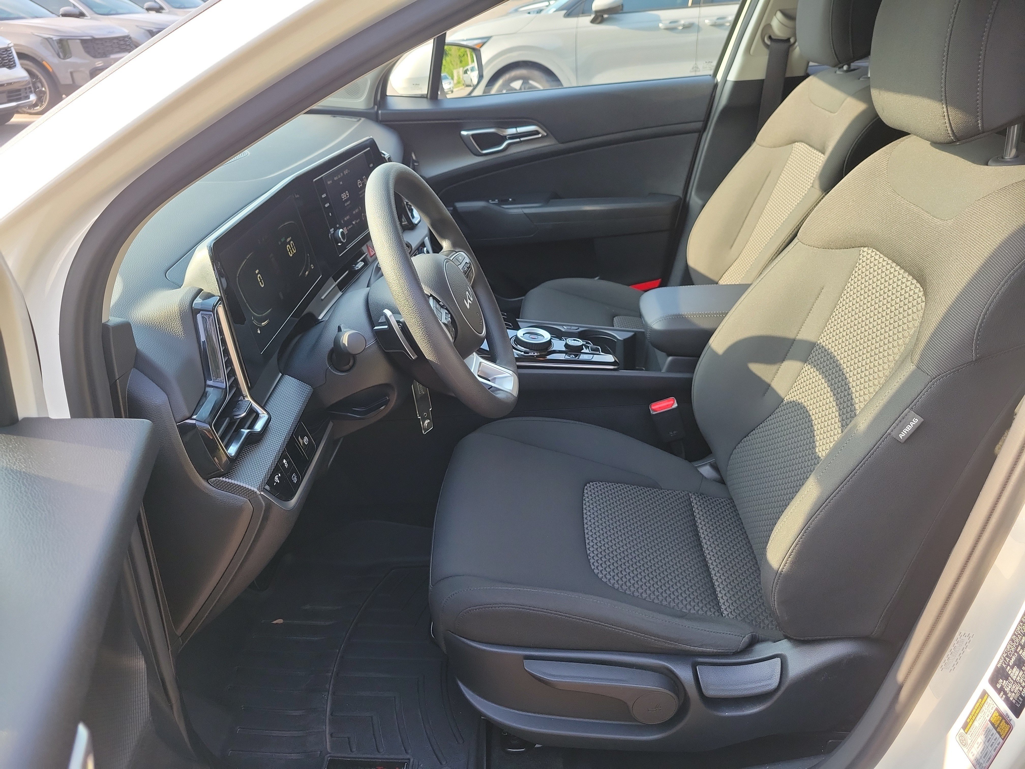 Certified 2024 Kia Sportage LX AWD/4WD image 21