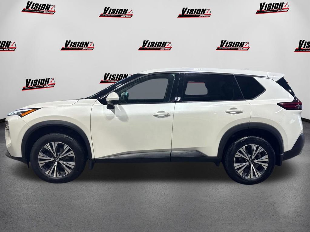 Used 2021 Nissan Rogue SV image 8