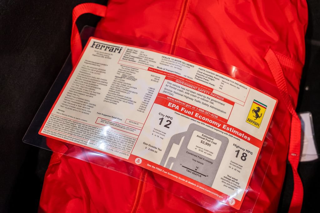 Used 2010 Ferrari 458 Italia Coupe RWD image 22