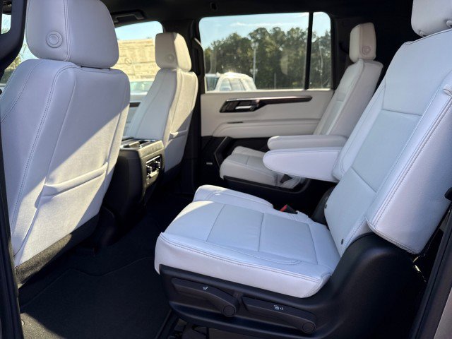 New 2025 Chevrolet Suburban Premier image 22