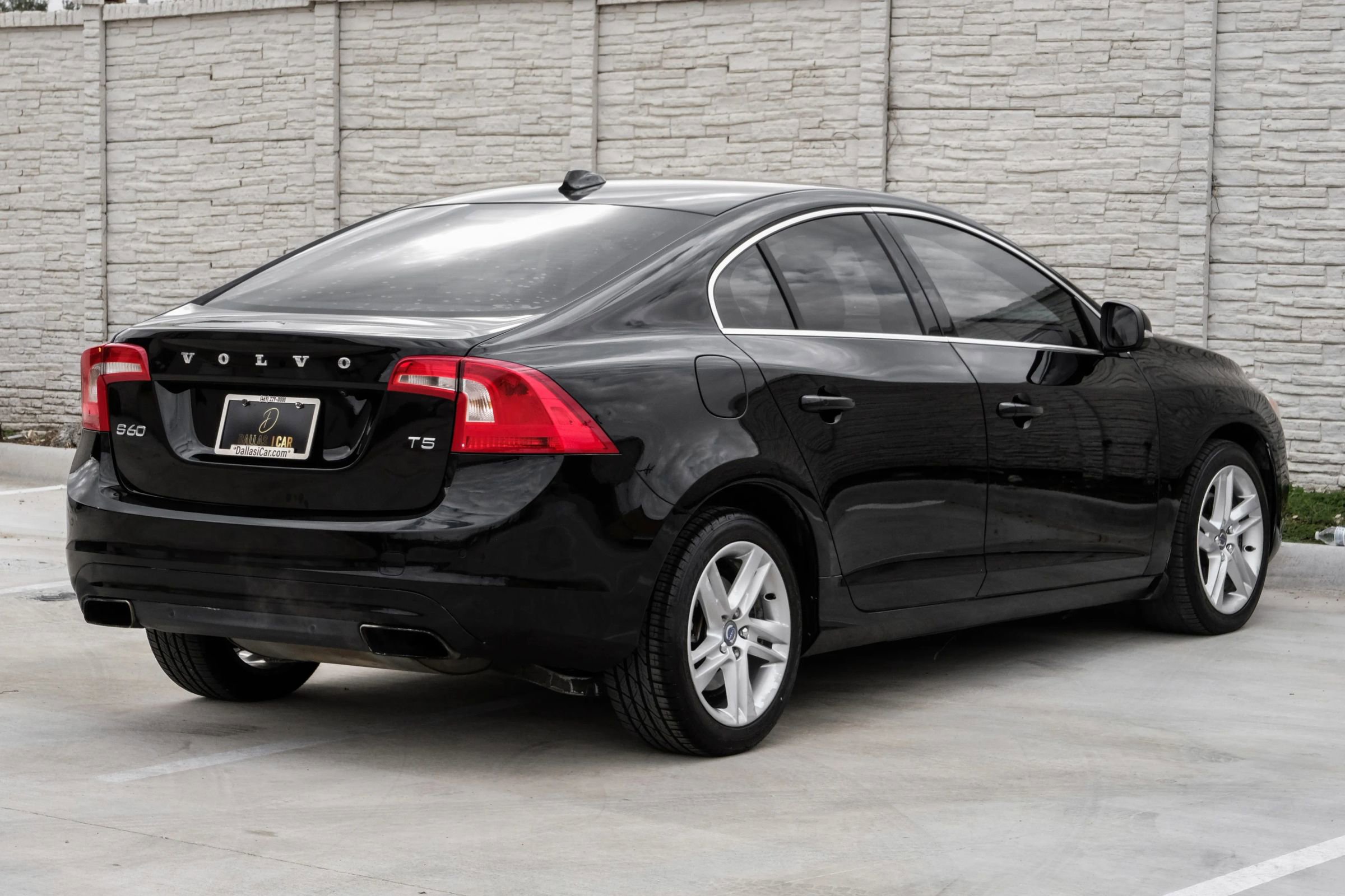 Used 2015 Volvo S60 T5 Premier image 7