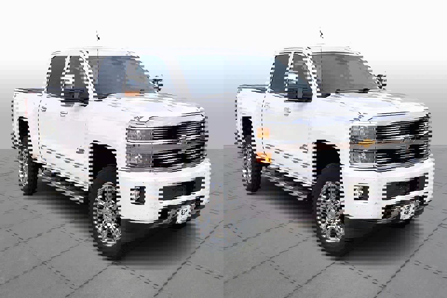 Used 2015 Chevrolet Silverado 2500 High Country w/ Duramax Plus Package AWD/4WD image 4