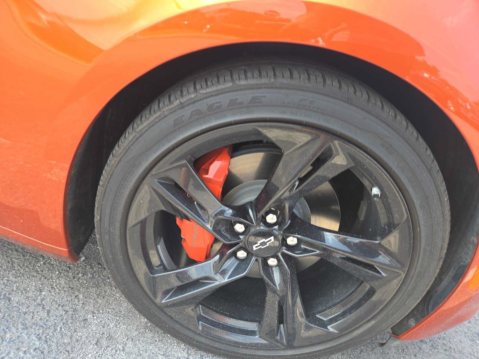 Used 2022 Chevrolet Camaro LT w/ Technology Package RWD image 3