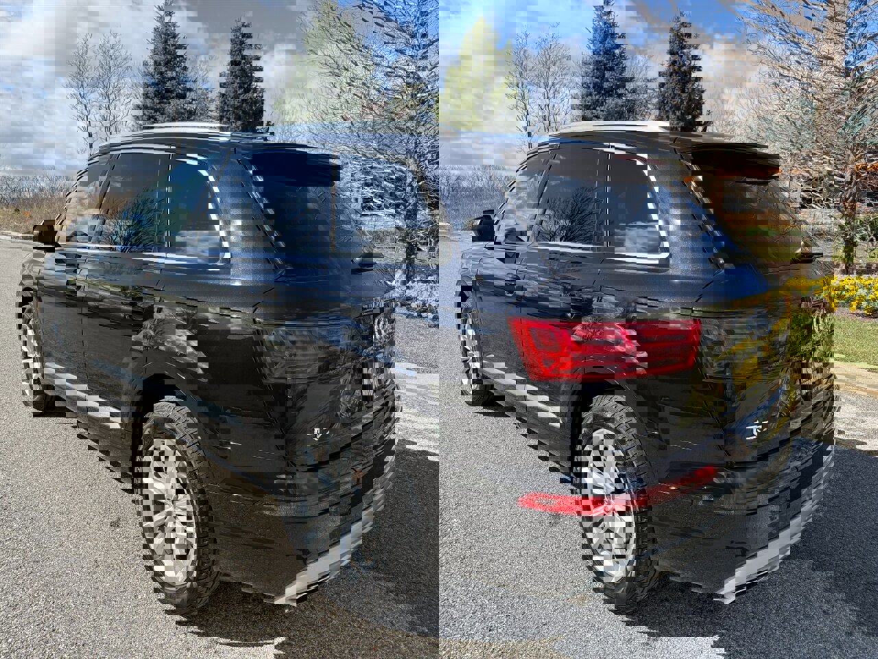 Used 2019 Audi Q7 2.0T Premium w/ Cold Weather Package image 8