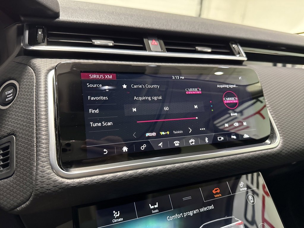 Used 2019 Land Rover Range Rover Velar S image 22