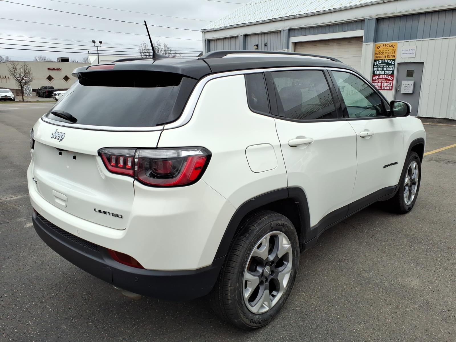 Used 2021 Jeep Compass Limited image 5