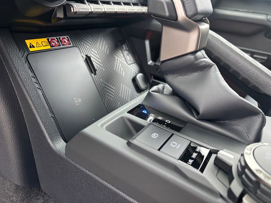 New 2026 Toyota 4Runner Limited AWD/4WD image 14