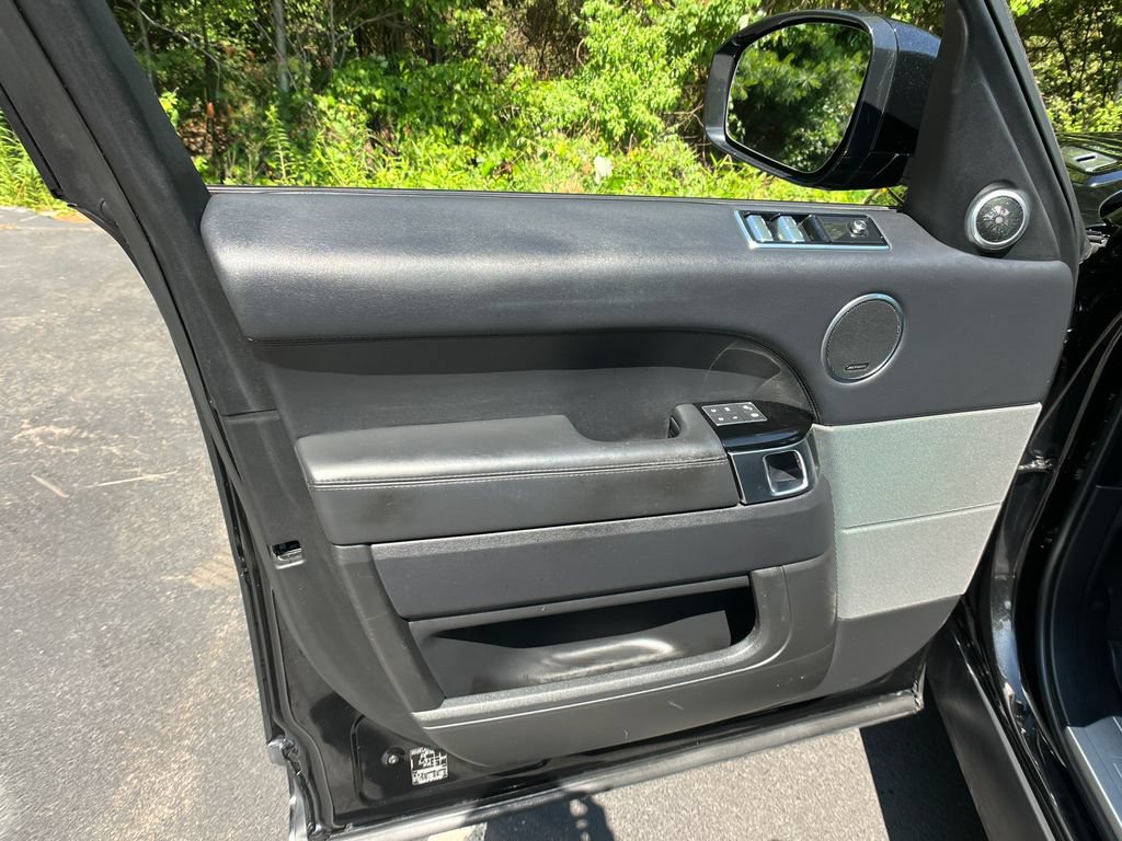 Used 2018 Land Rover Range Rover Sport HSE AWD/4WD image 10