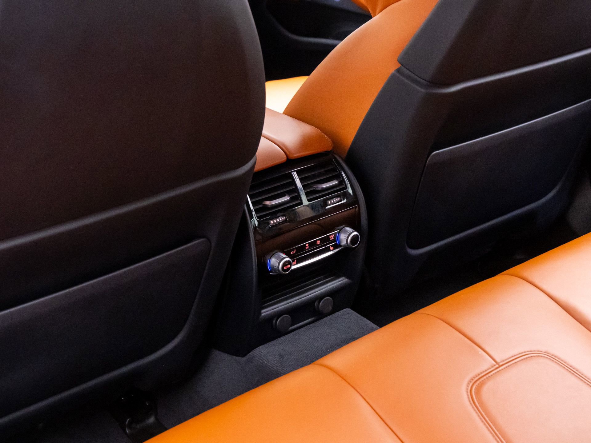 Used 2019 BMW M5 image 16