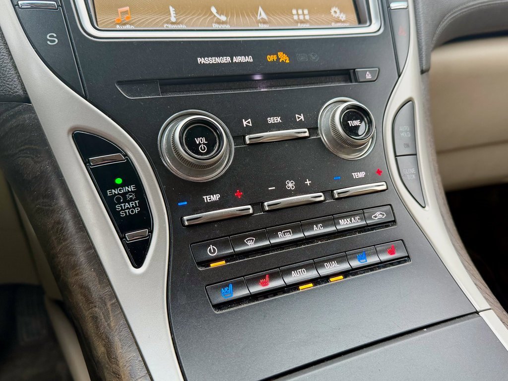 Used 2017 Lincoln MKX Reserve w/ Driver Assistance Package image 23