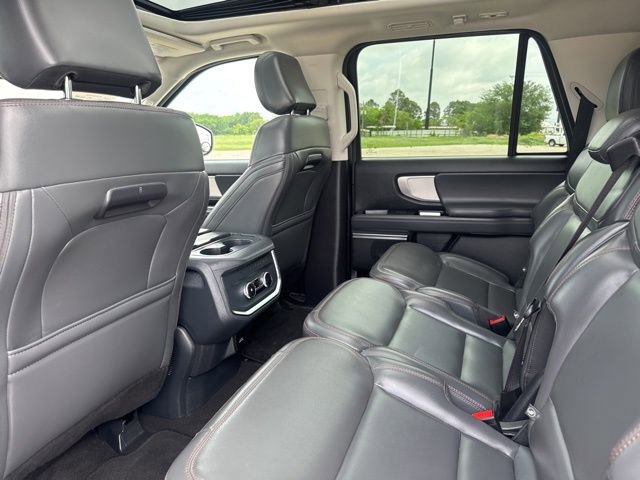Used 2025 Ford Expedition Max Active AWD/4WD image 22