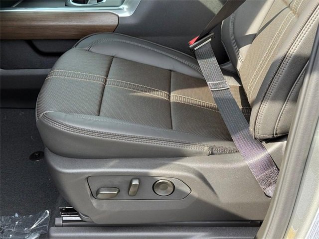 New 2026 Chevrolet Silverado 2500 High Country w/ Technology Package image 13