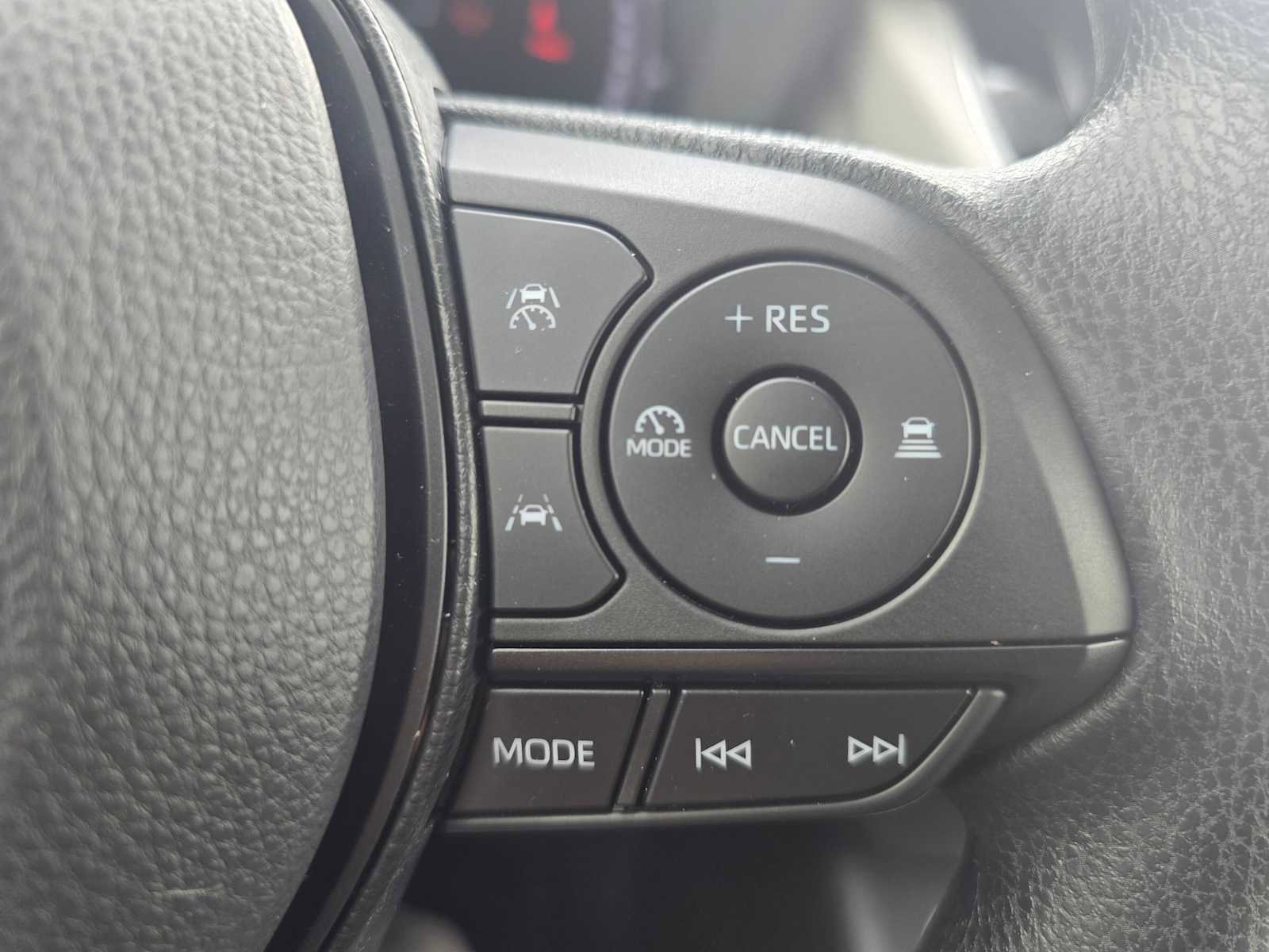 Used 2026 Toyota Corolla LE w/ LE Premium Package image 30