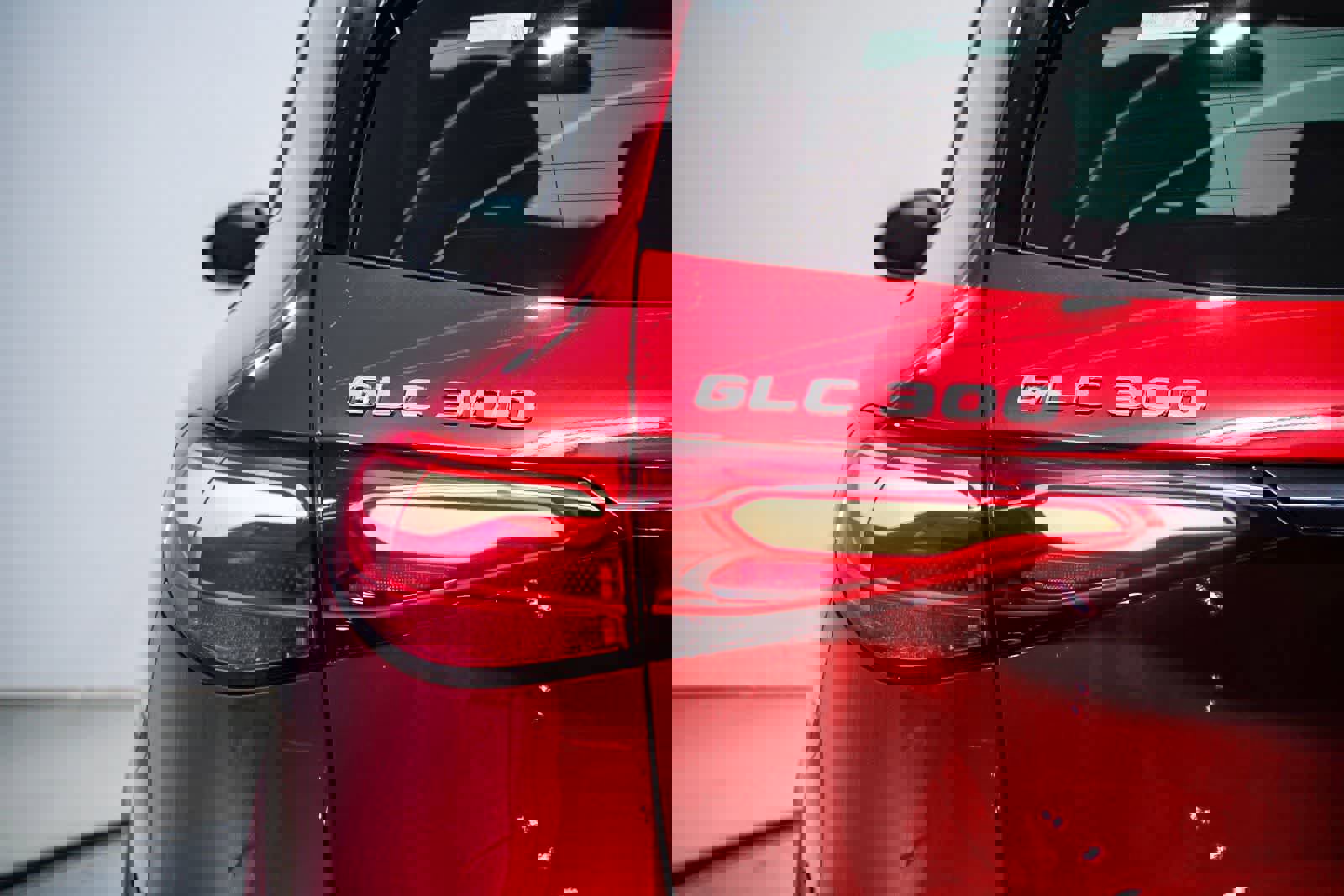 Used 2026 Mercedes-Benz GLC 300 image 9