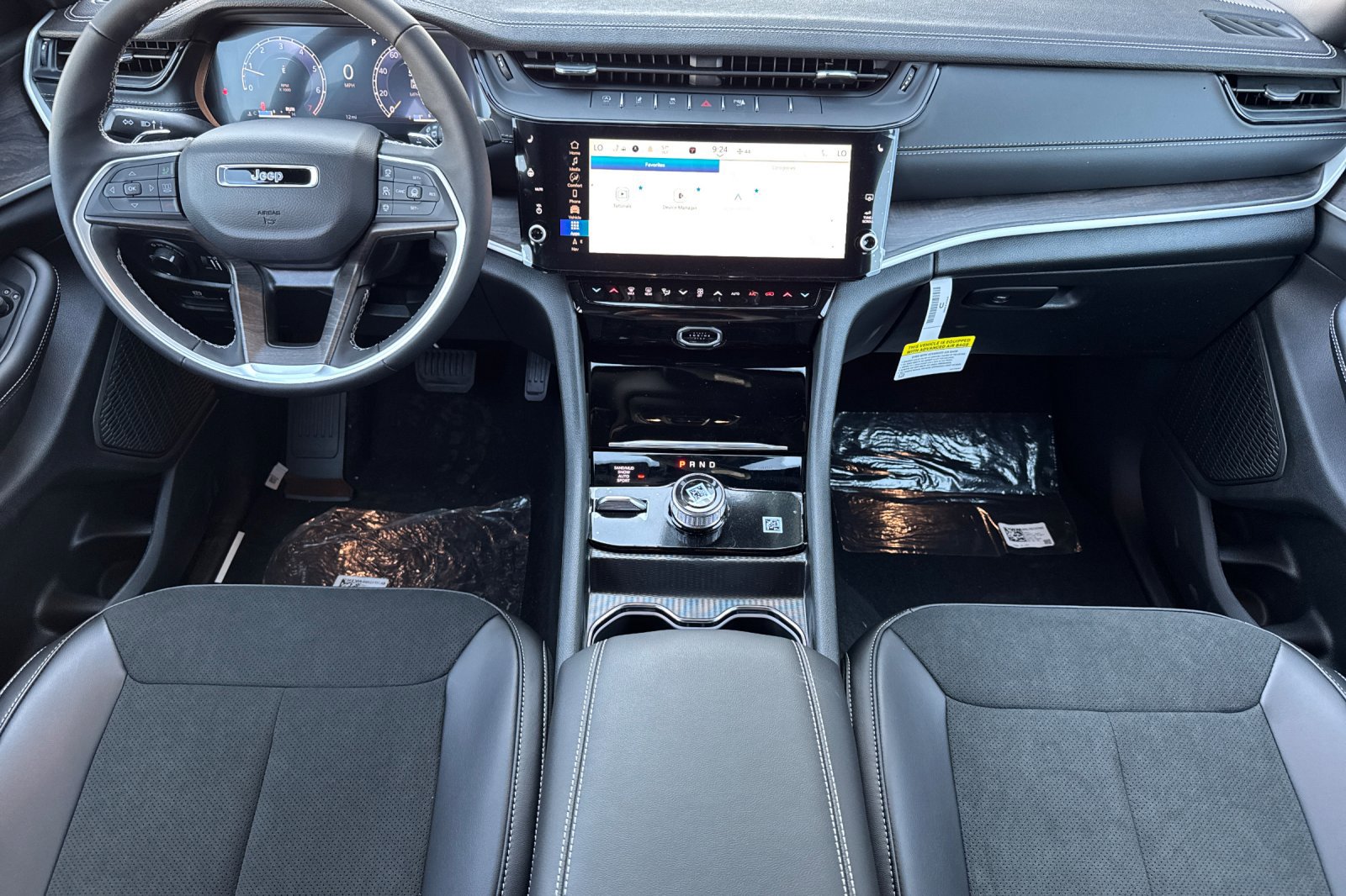 New 2026 Jeep Grand Cherokee Altitude AWD/4WD image 12
