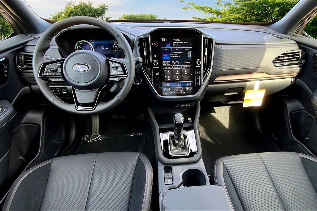 New 2025 Subaru Forester Touring image 5