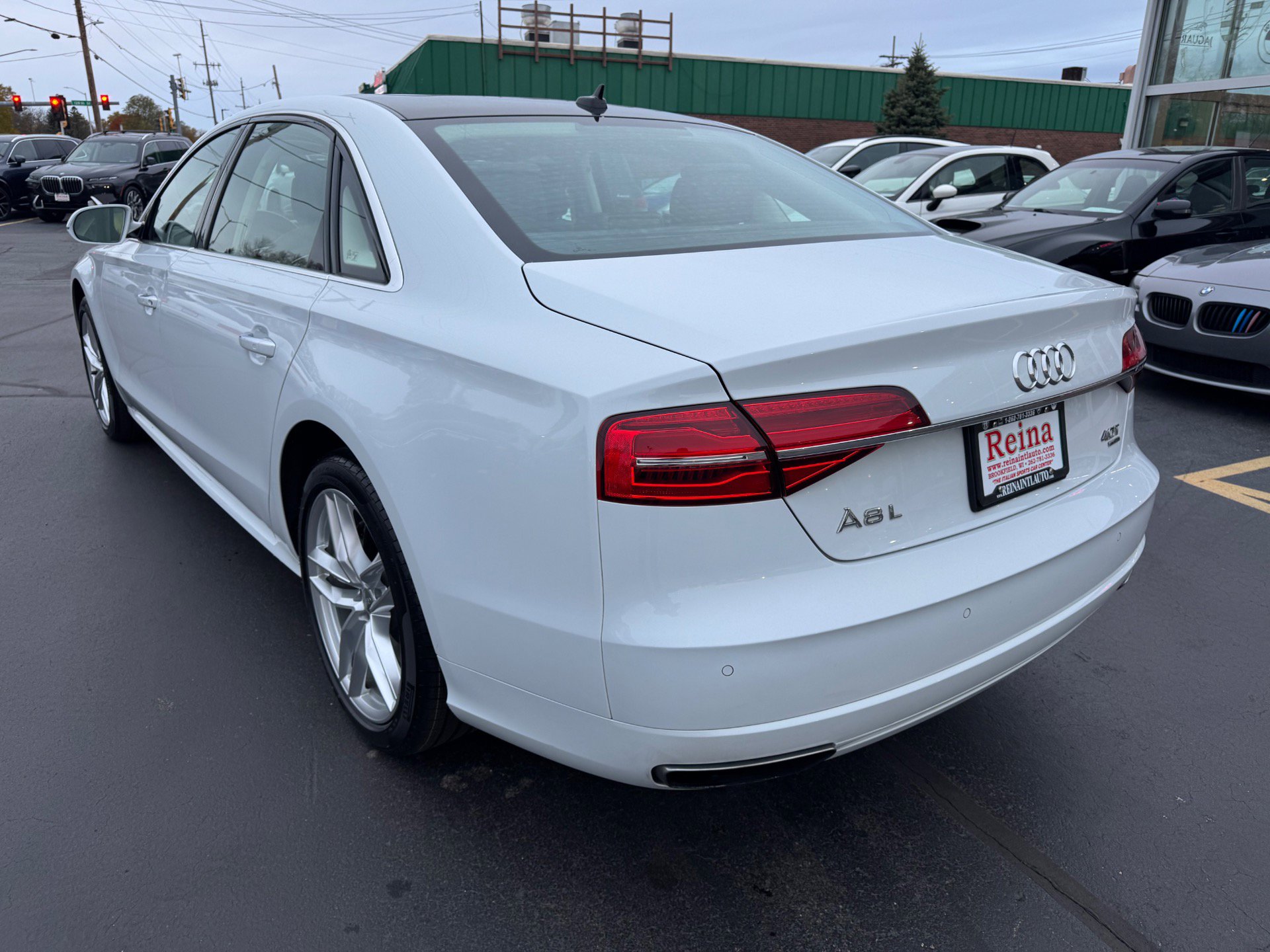 Used 2017 Audi A8 L 4.0T image 8