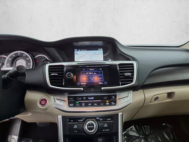 Used 2013 Honda Accord Touring image 15