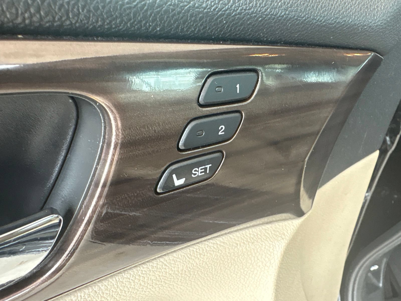 Used 2017 Honda Accord EX-L image 13