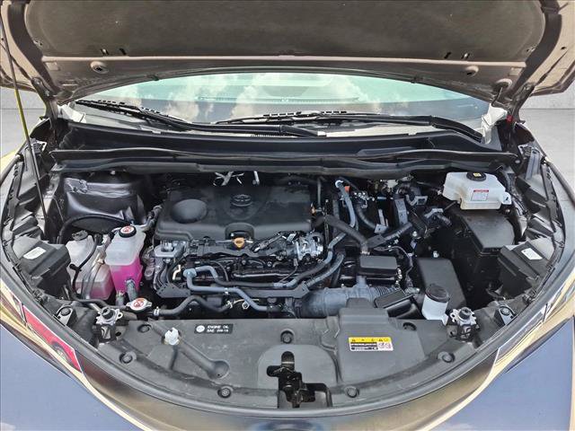 Used 2024 Toyota Sienna XLE FWD image 21
