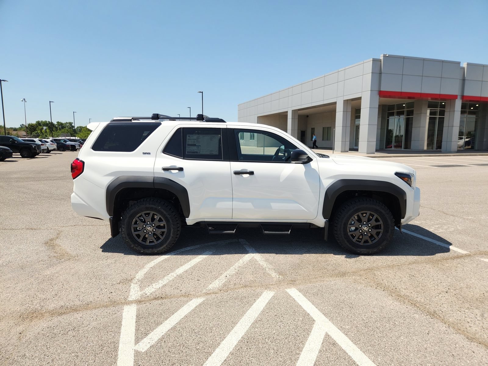 New 2026 Toyota 4Runner SR5 AWD/4WD image 7