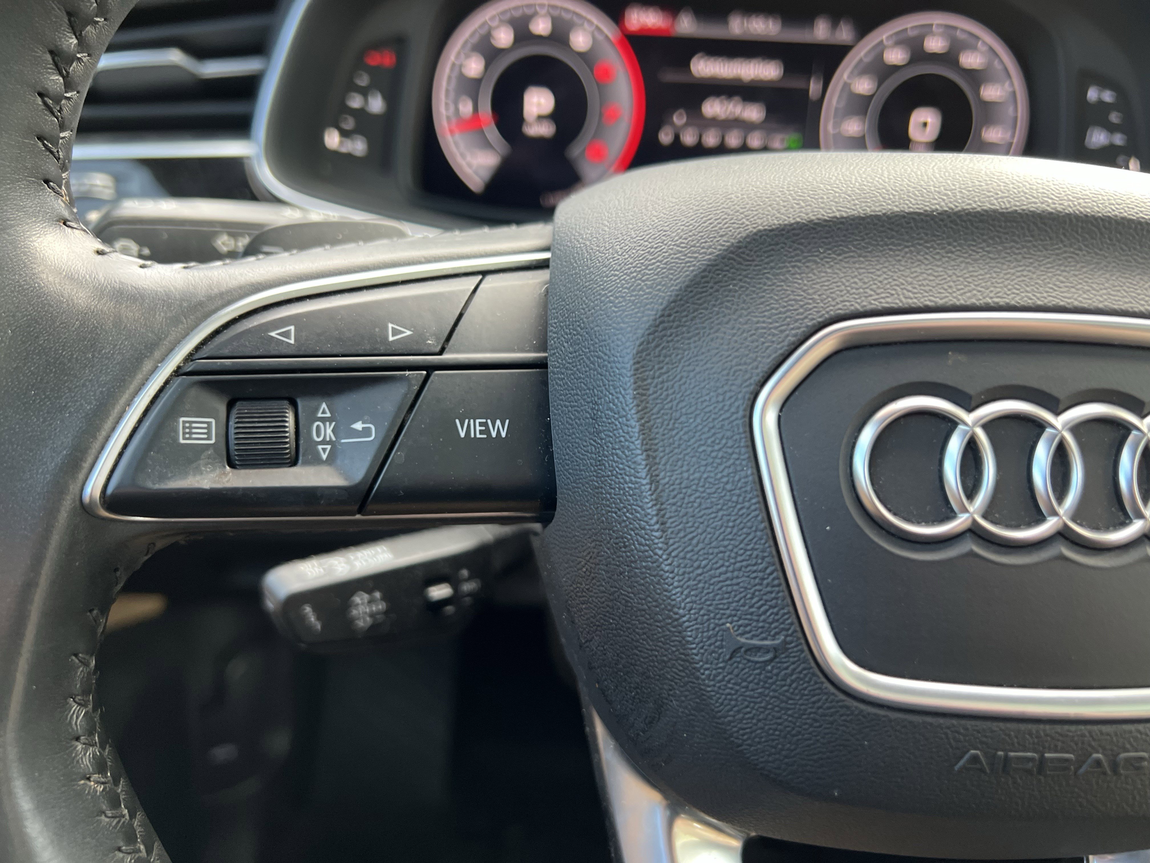 Used 2020 Audi Q8 Prestige w/ Prestige Package image 19