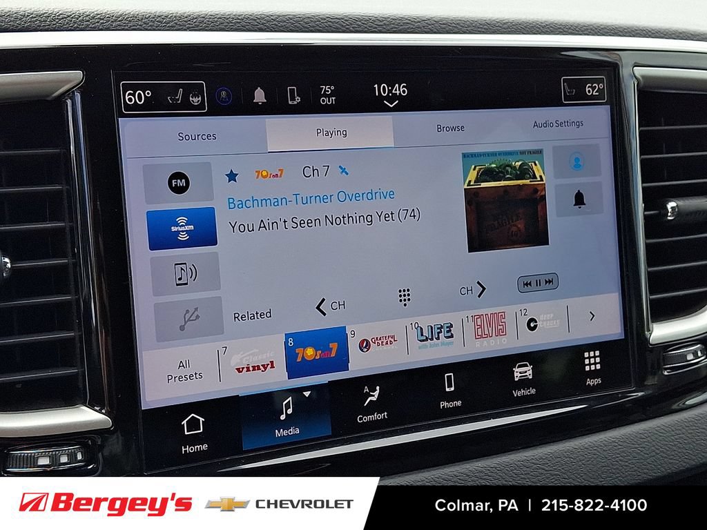 Used 2023 Chrysler Pacifica Touring-L FWD image 20