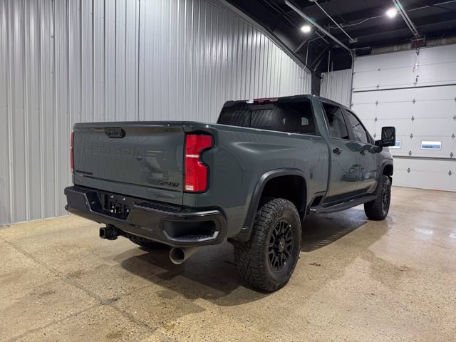 Used 2025 Chevrolet Silverado 2500 ZR2 w/ Technology Package AWD/4WD image 6