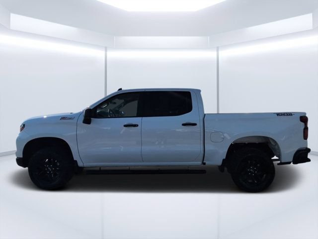 Used 2025 Chevrolet Silverado 1500 Custom Trail Boss AWD/4WD image 6
