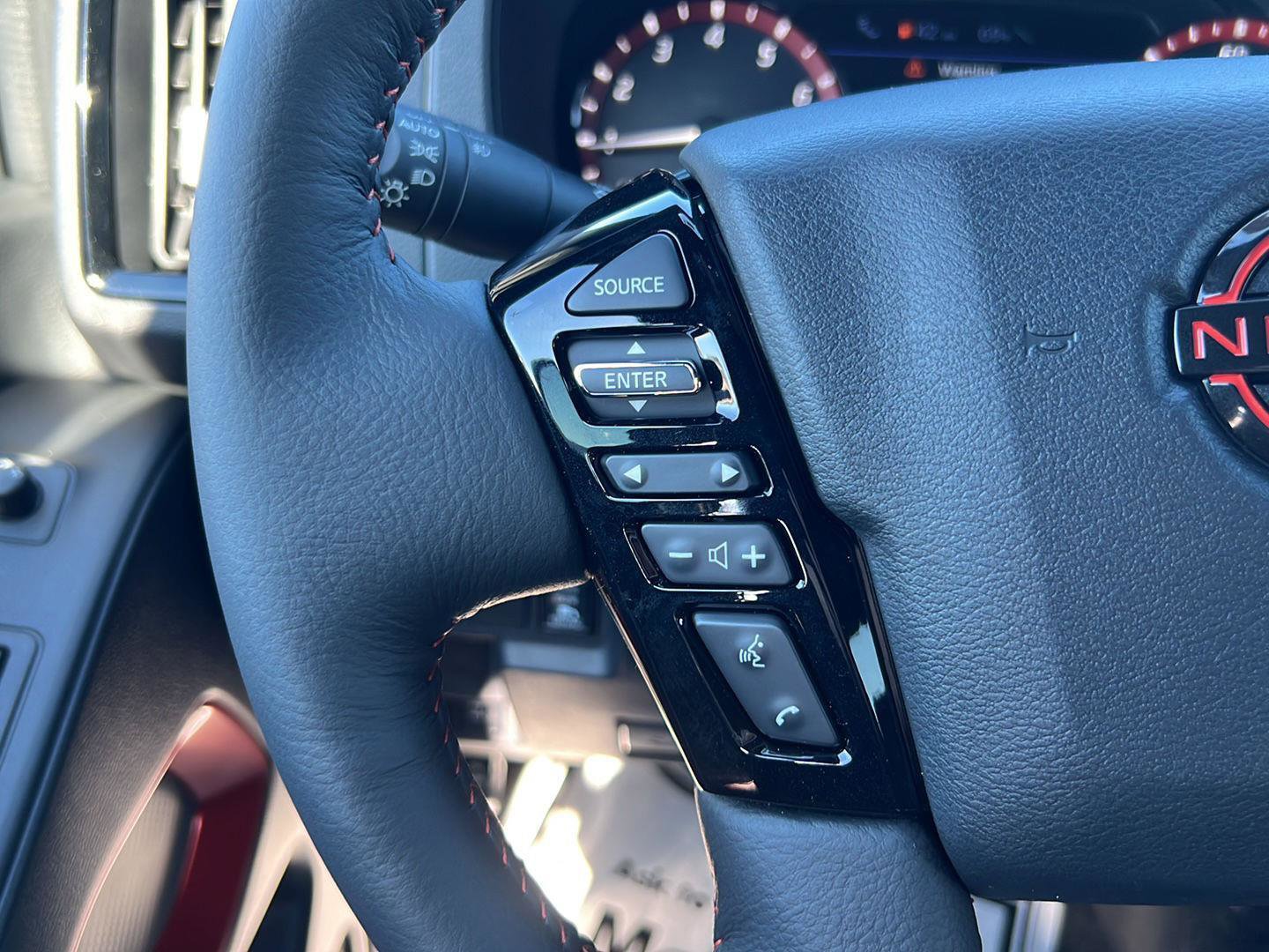 New 2026 Nissan Frontier PRO-4X w/ Pro-4x Convenience Package image 21