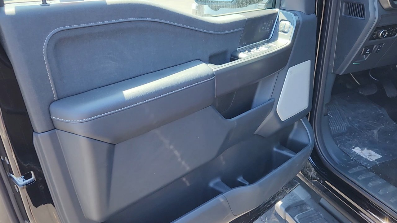 New 2025 Ford F150 Lariat w/ Equipment Group 502A High image 14