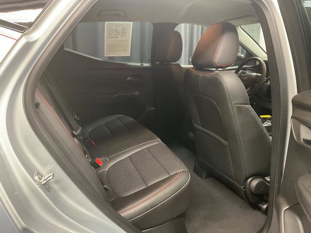 Used 2023 Chevrolet Bolt EUV LT w/ Convenience Package image 9