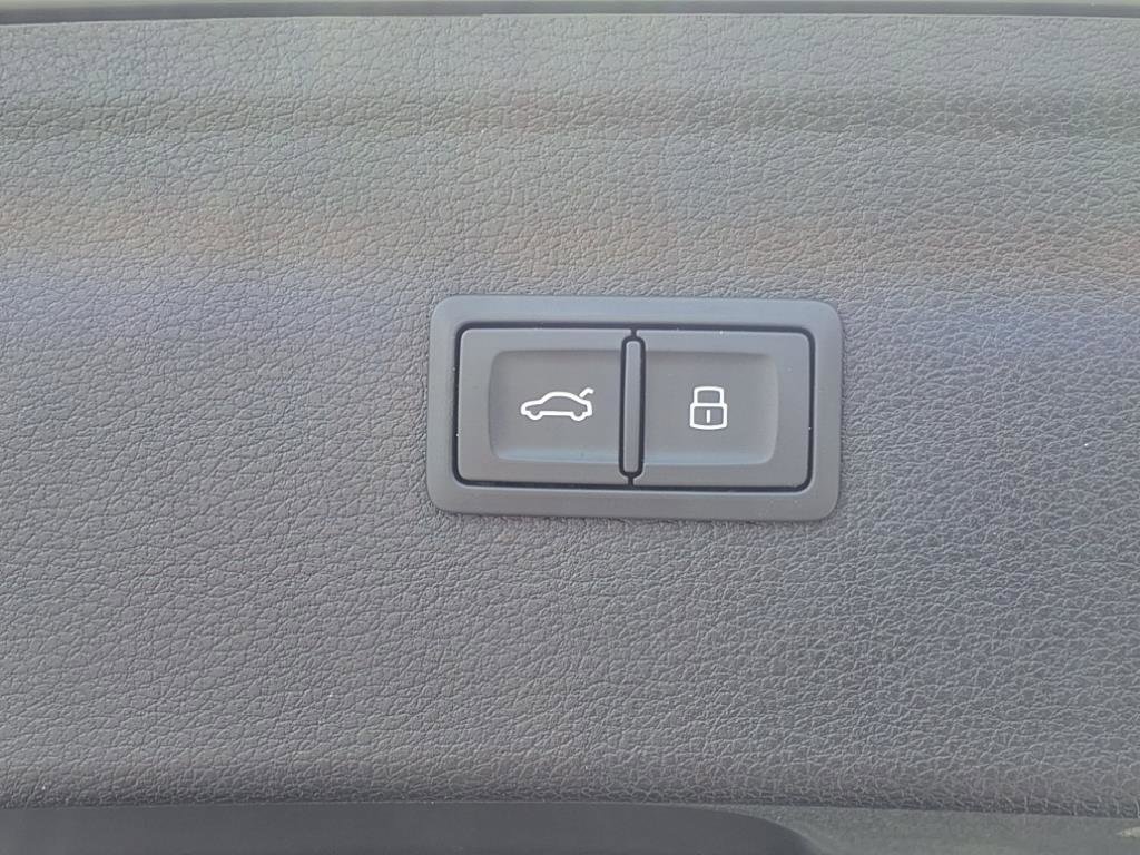 Used 2022 Audi SQ5 Premium Plus image 17