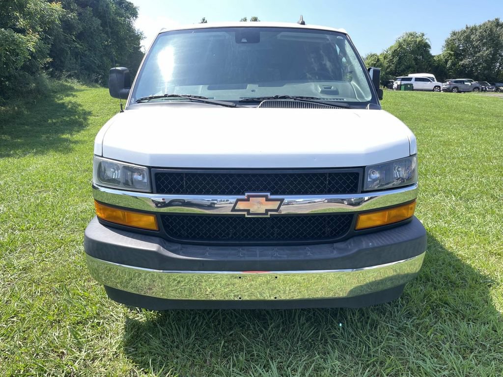 Used 2020 Chevrolet Express 3500 LT w/ LT Preferred Equipment Group RWD image 12