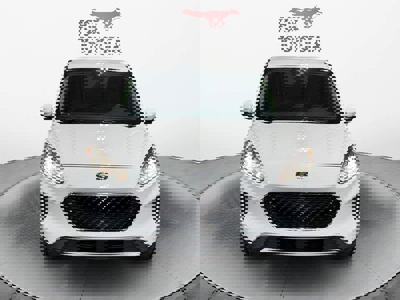 Used 2020 Ford Escape SE image 9