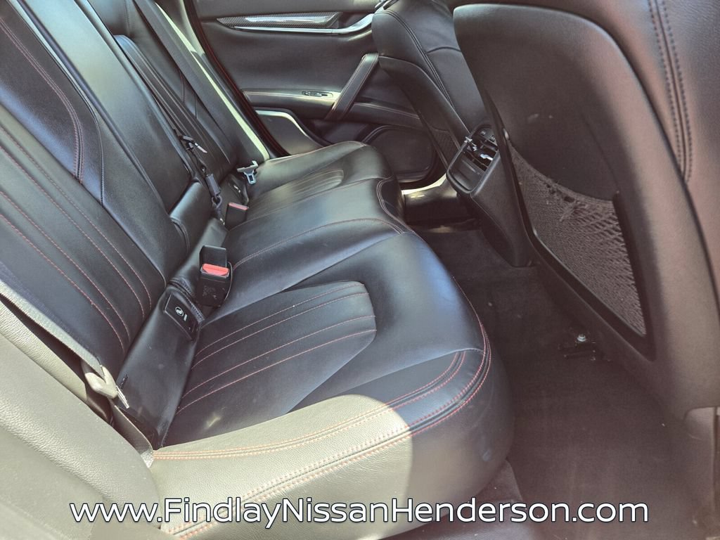 Used 2015 Maserati Ghibli RWD image 15