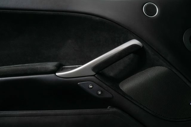 Used 2015 Ferrari F12 Berlinetta RWD image 15
