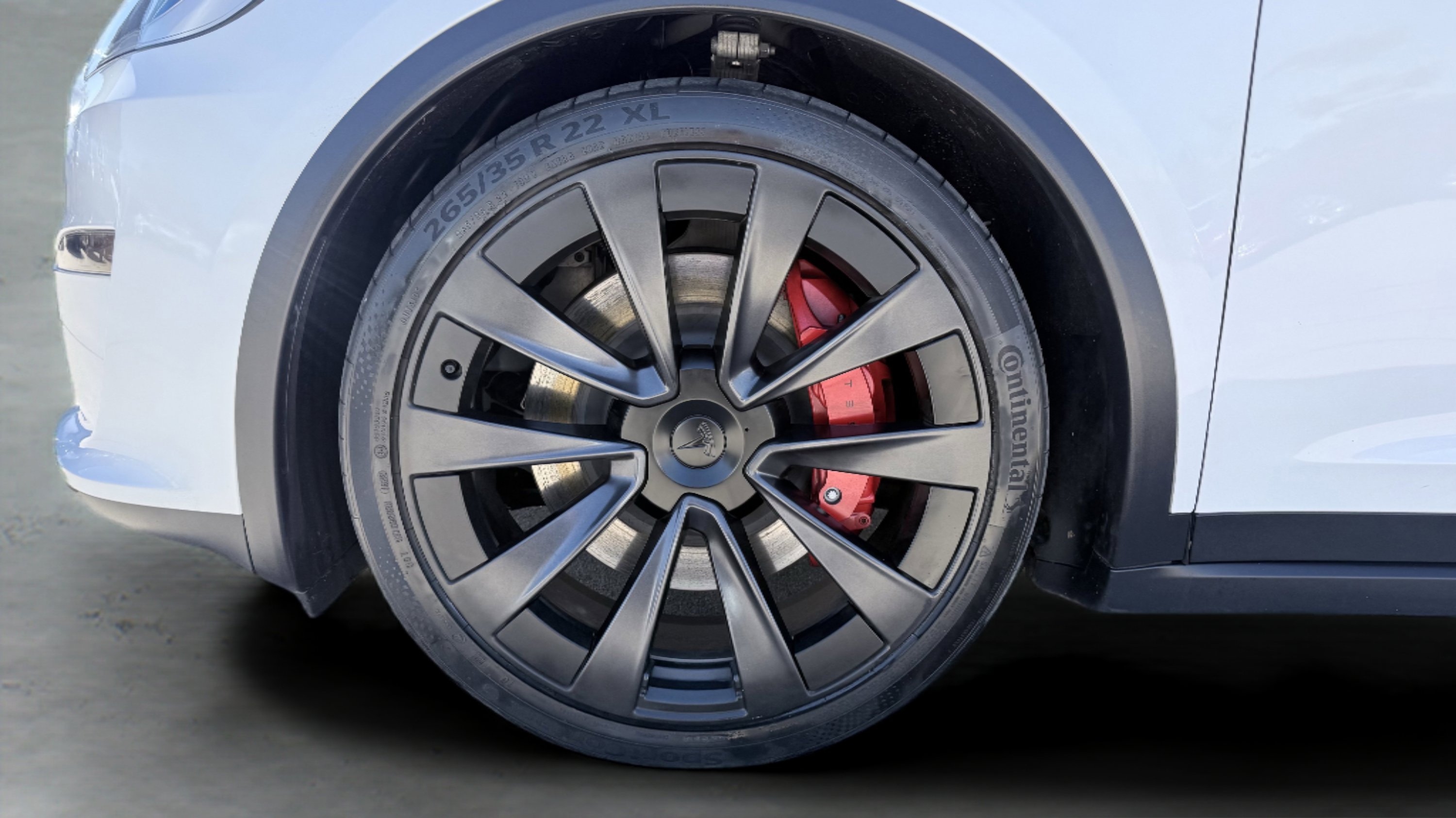 Used 2023 Tesla Model X Plaid image 19