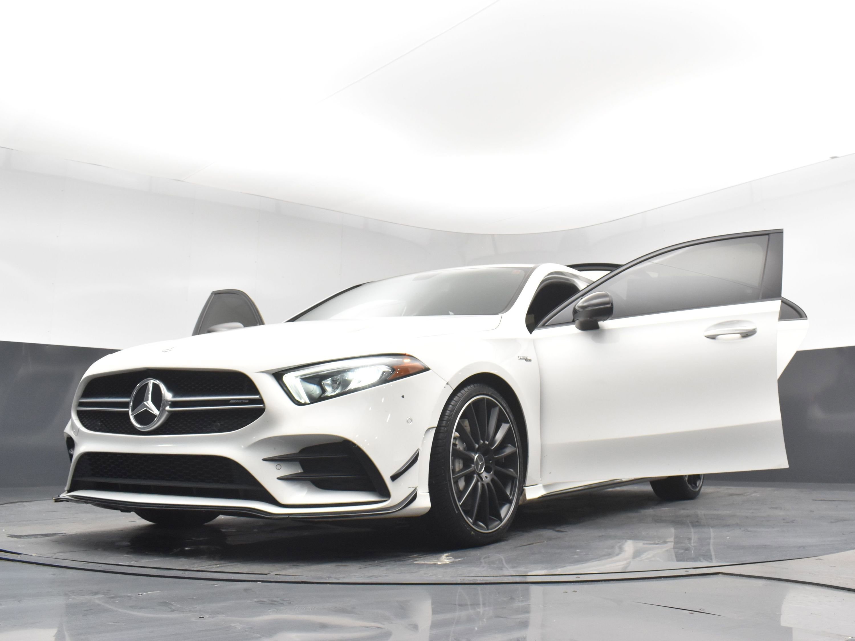 Used 2021 Mercedes-Benz A 35 AMG 4MATIC image 33