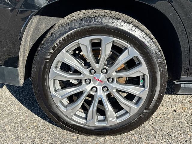 Used 2021 GMC Yukon Denali w/ Denali Ultimate Package image 11