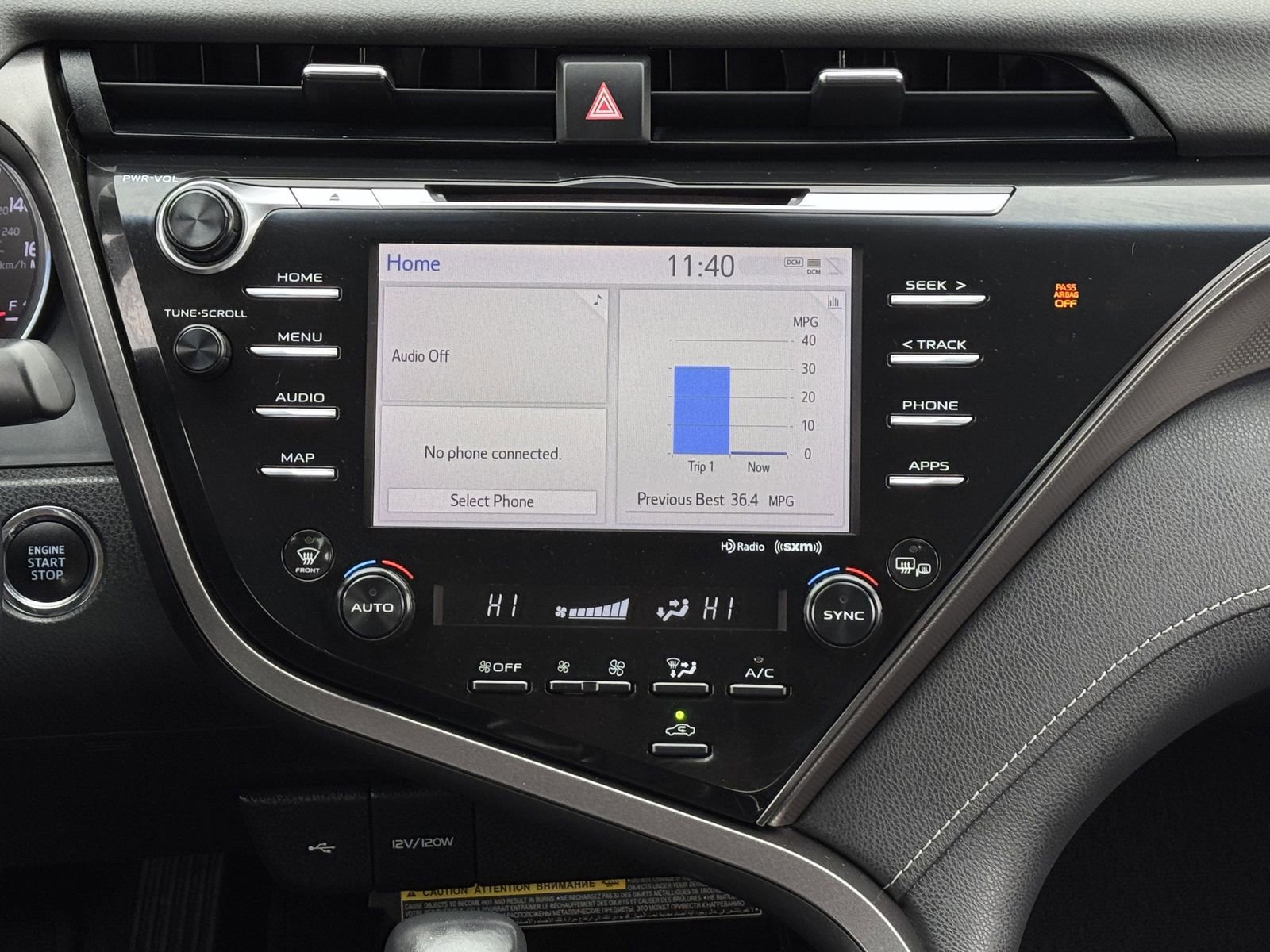 Used 2020 Toyota Camry XSE image 18