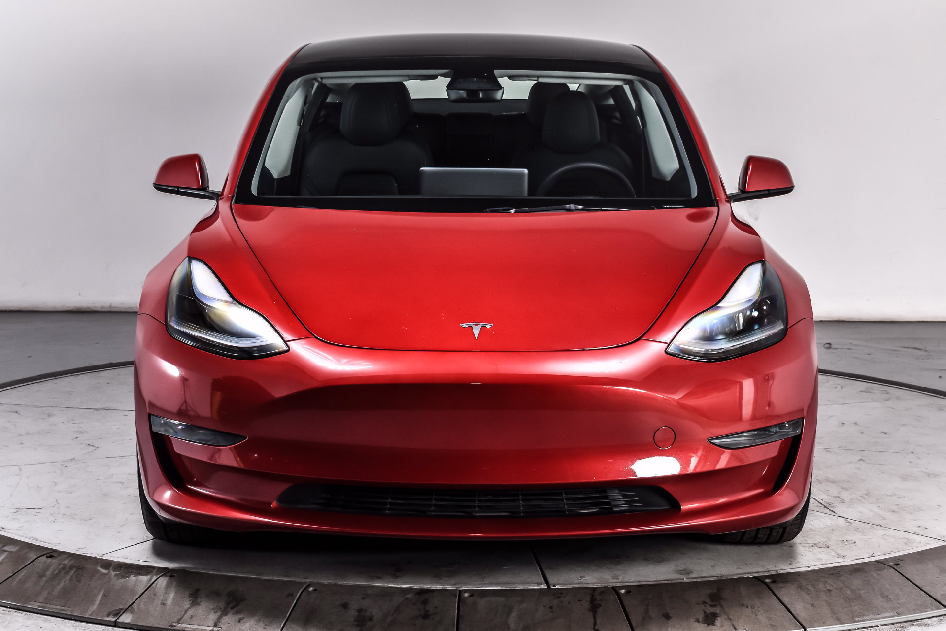 Used 2023 Tesla Model 3 Standard Range RWD image 2