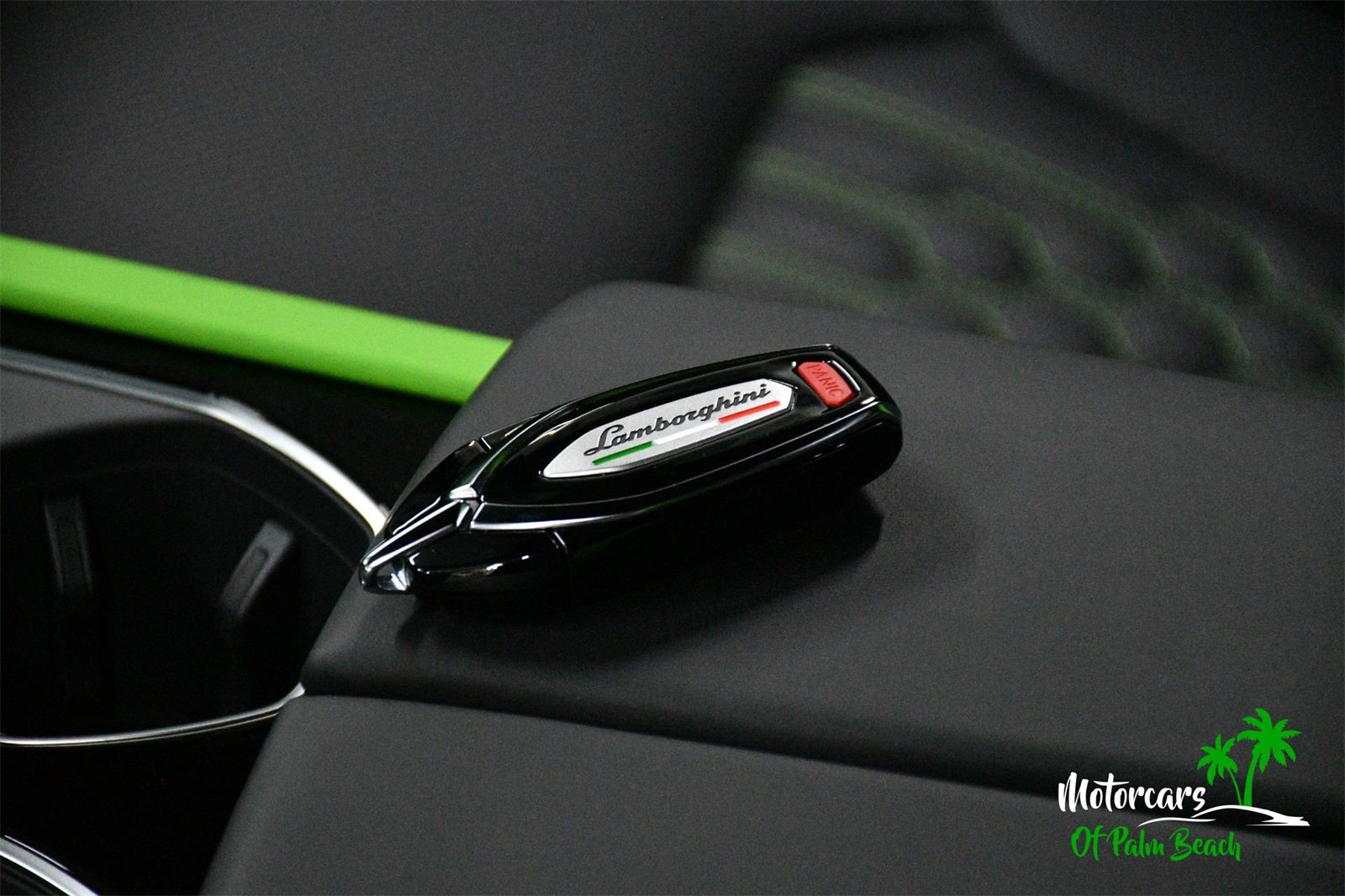 Used 2025 Lamborghini Urus SE image 41