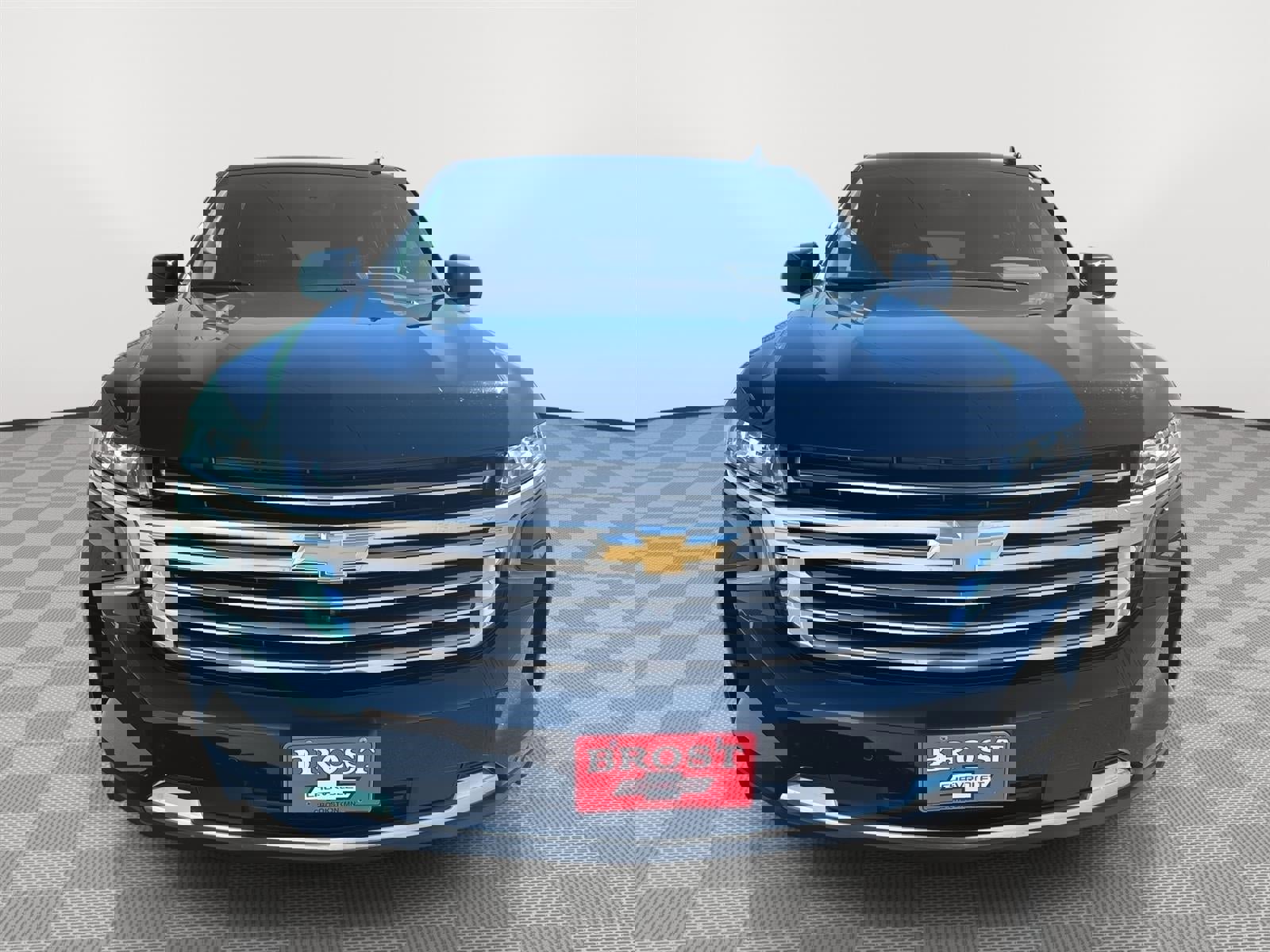 Used 2022 Chevrolet Suburban High Country w/ Max Trailering Package image 2