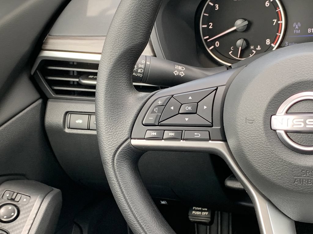 New 2026 Nissan Altima 2.5 SV w/ SV Special Edition Package FWD image 9
